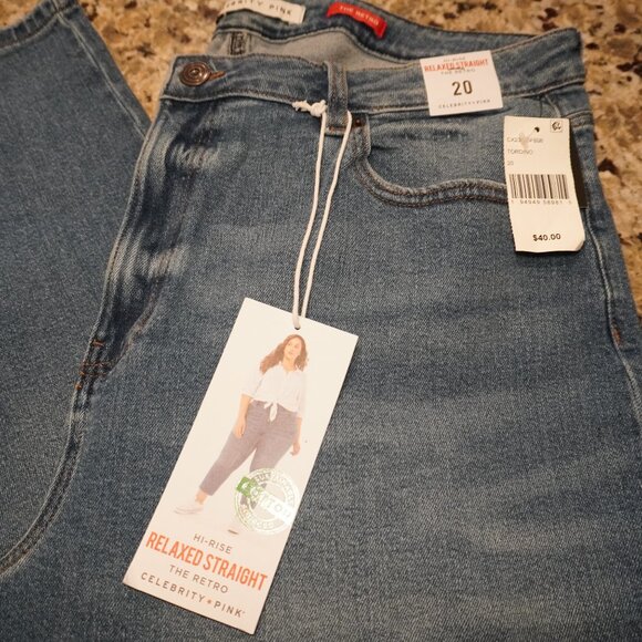 NWT Hi-Rise Relaxed Retro Jeans - Size 20 - Picture 3 of 3